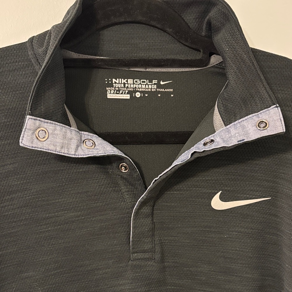 Nike Golf Black Long-Sleeve Pullover